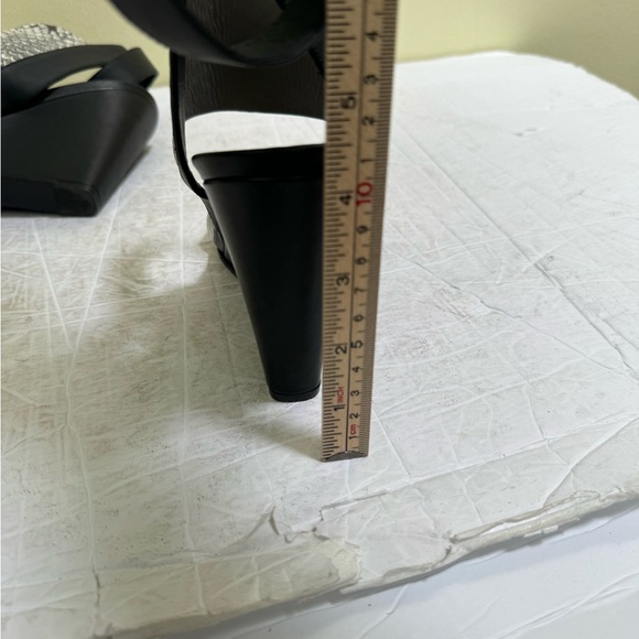 Vince Kyra Wedge Snake embossed Leather Sandals Shoes Platform Neutral Slides 9 - Picture 15 of 16